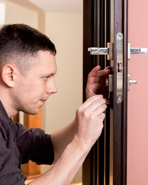 : Professional Locksmith For Commercial And Residential Locksmith Services in Perth Amboy, NJ