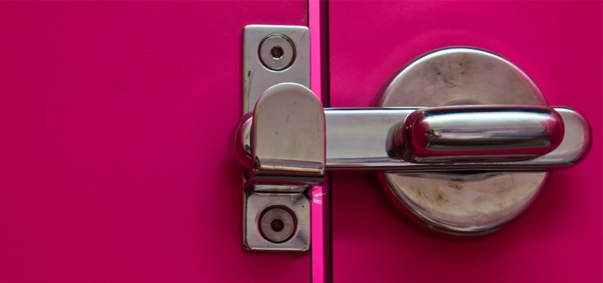 Childproof Gate Lock in Perth Amboy, New Jersey