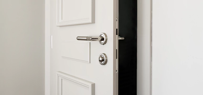 Folding Bathroom Door With Lock Solutions in Perth Amboy, NJ